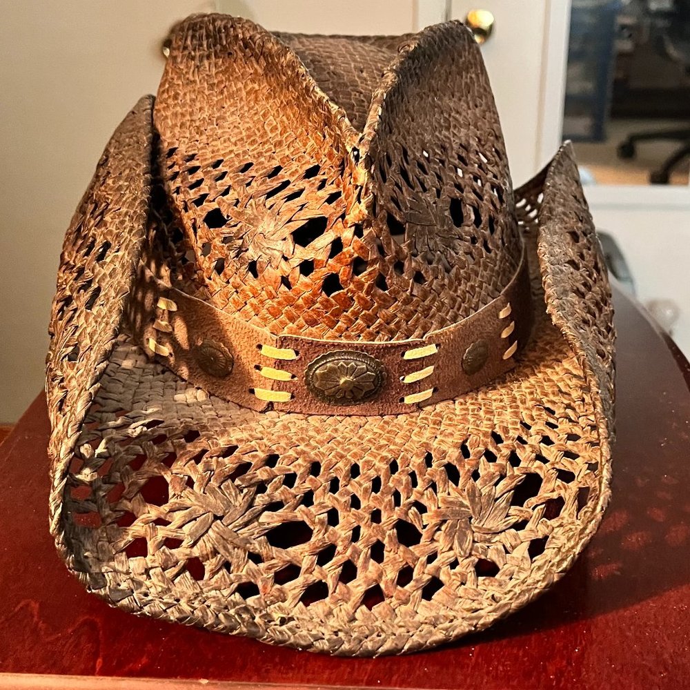 RUN A MUCK COWGIRL HAT